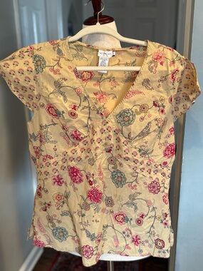 Calvin Klein Jeans floral V-Neck Cap Sleeve Blouse